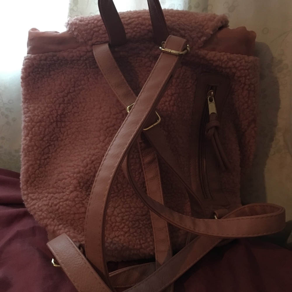 Pink Shaggy MiniPack - Picture 2 of 3
